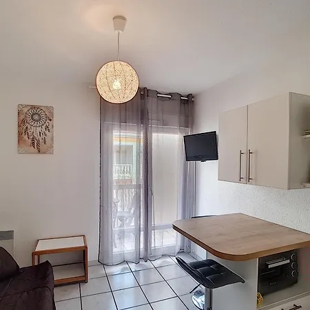 Apartamento Rénové Avec Balcon, Proche Des Thermes De Lamalou, Animaux Acceptés, Parking Gratuit. - Fr-1-451-131 *