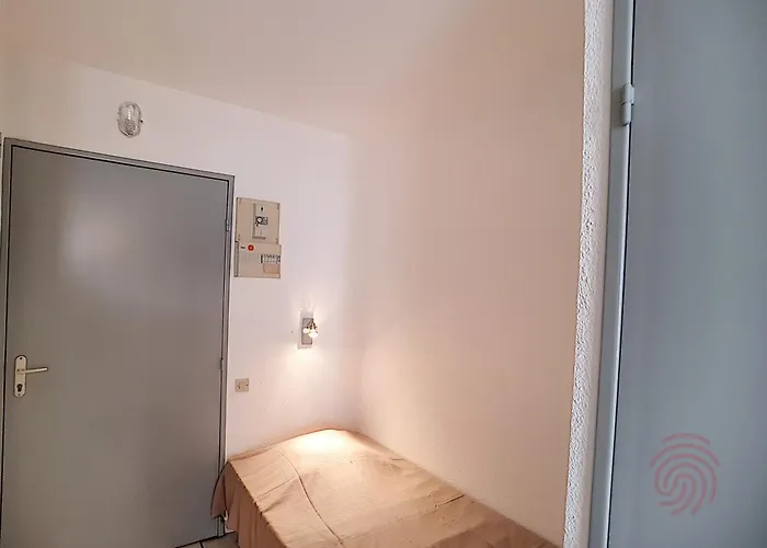 Renove Avec Balcon, Proche Des Thermes De Lamalou, Animaux Acceptes, Parking Gratuit. - Fr-1-451-131 Lejlighed Lamalou-les-Bains